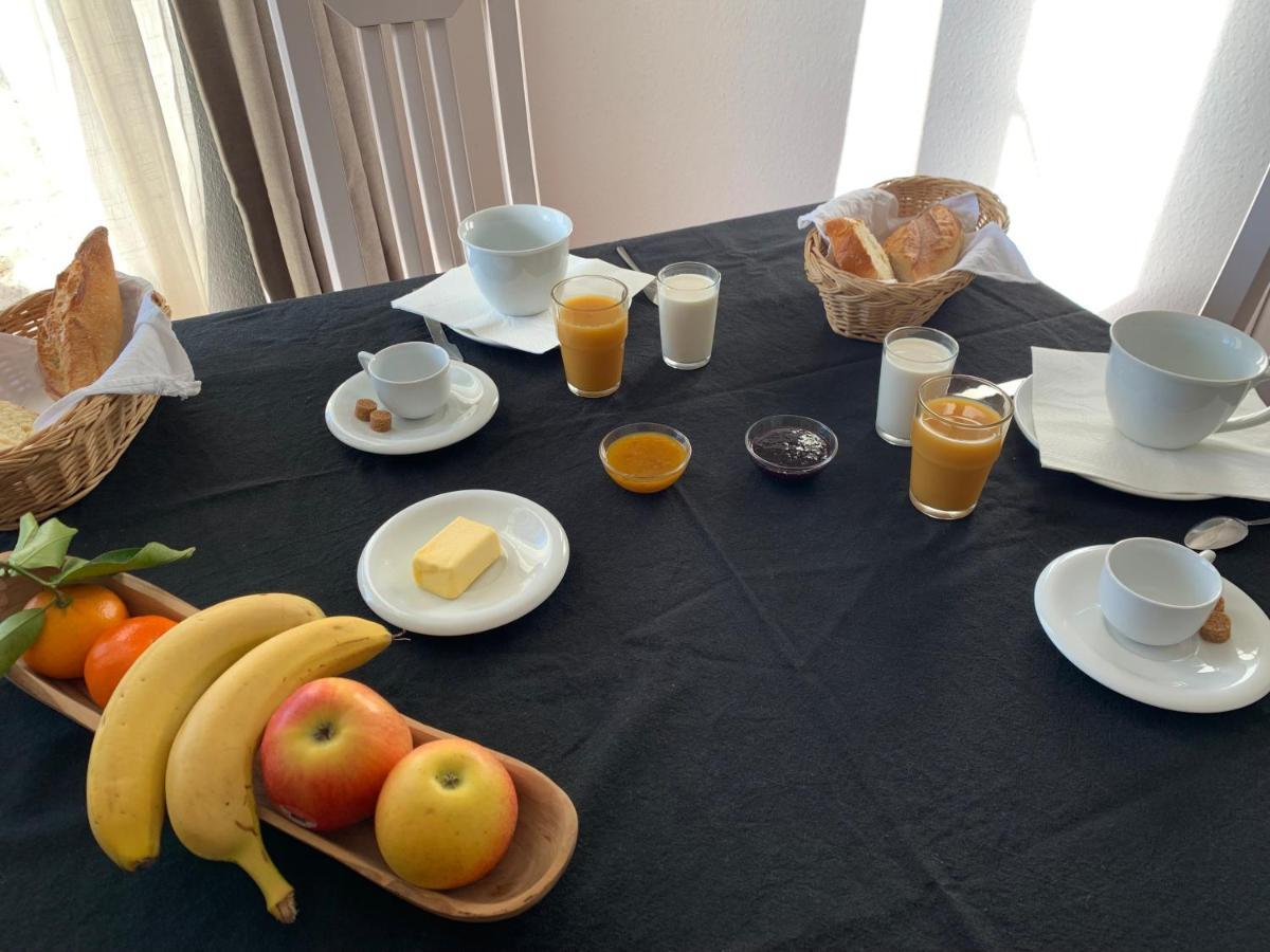Les Terrasses Des Gardies Bed & Breakfast Pignan Exterior photo